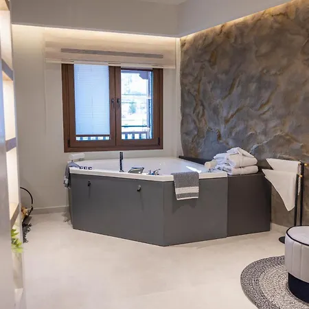 Polyzos Luxury Meteora #1 - Adults Friendly ホテル カランバカ