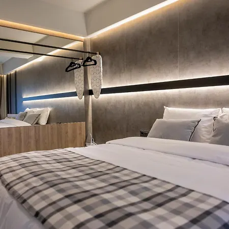 Polyzos Luxury Meteora #1 - Adults Friendly ホテル カランバカ